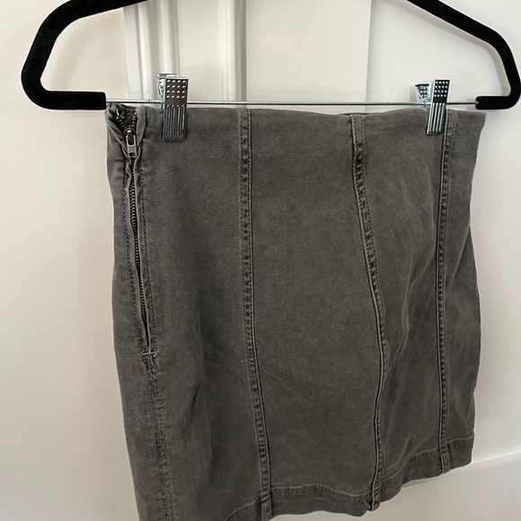 Modern Femme Washed Grey Denim Mini Skirt - Picture 3 of 4